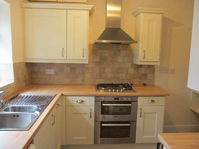 2 Bedroom Semi-Detached House To Rent In Barrydale Avenue, Beeston, NG9