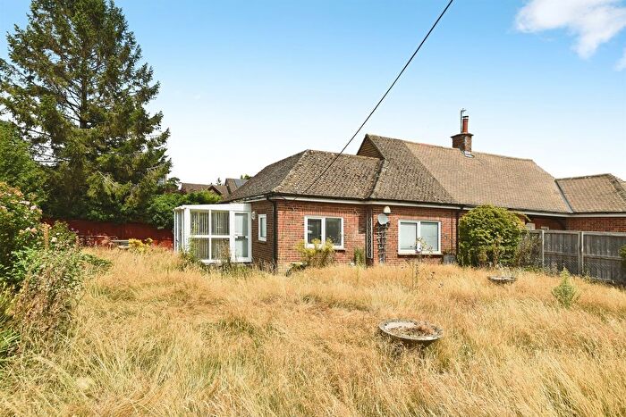 2 Bedroom Semi-Detached Bungalow For Sale In Fairthorne Way, Shrivenham, Swindon, SN6