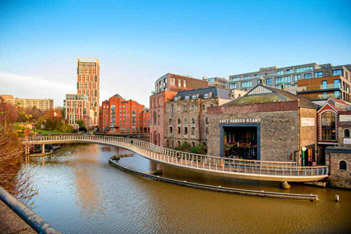 1 Bedroom Apartment To Rent In East Tucker Street, Bristol, BS1