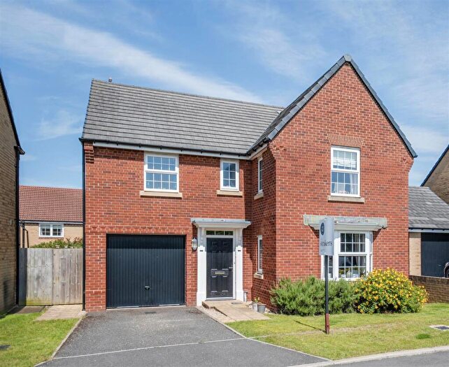 4 Bedroom Detached House For Sale In Gandy Way, Devizes, SN10