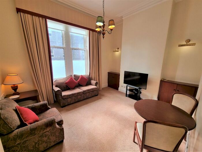 1 Bedroom Flat To Rent In Union Grove, City Centre, Aberdeen, AB10