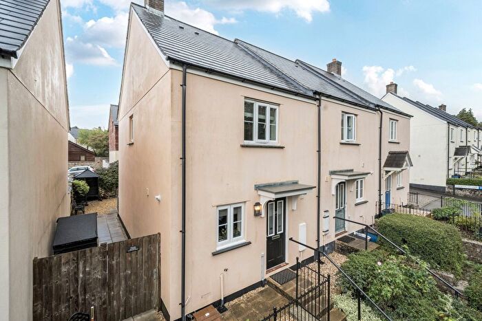 2 Bedroom End Of Terrace House For Sale In Oakfield Road, Hatherleigh, Okehampton, Devon, EX20