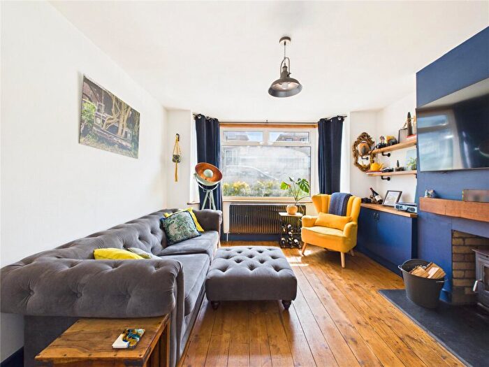 3 Bedroom End Of Terrace House For Sale In Bellevue Road, Kingswood, Bristol, BS15