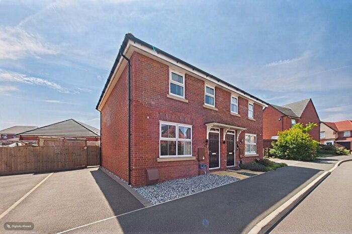 3 Bedroom Semi-Detached House For Sale In Pankhurst Close, East Leake, LE12