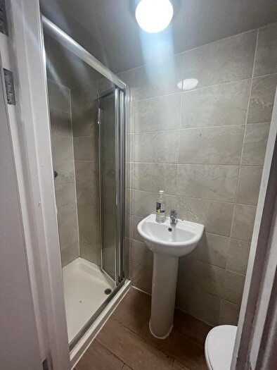 1 Bedroom Studio To Rent In London, IG11