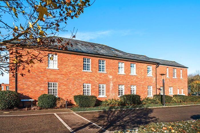 4 Bedroom Town House To Rent In Orchard Square, Caversfield, OX27