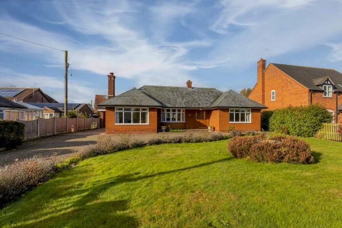 2 Bedroom Detached Bungalow For Sale In Cheshire Street, Audlem, CW3