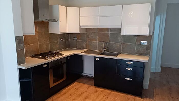 2 Bedroom Flat To Rent In Artizan Road, Northampton, NN1