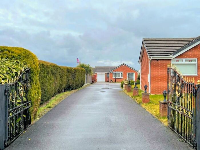 3 Bedroom Detached Bungalow To Rent In Cottage Court, Horbury Road, Barnsley, South Yorkshire, S72