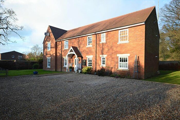 2 Bedroom Apartment To Rent In Wood Green, Woodcote, RG8