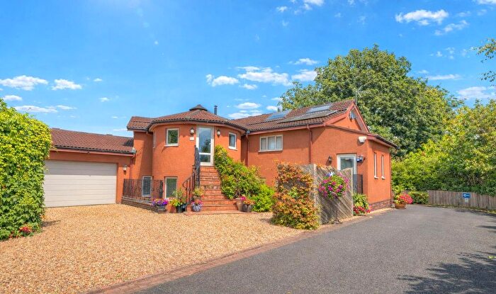 4 Bedroom Property For Sale In Oak Tree Court, Tollerton, Nottingham, NG12