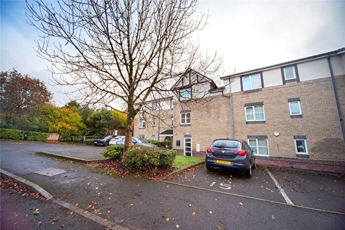 2 Bedroom Flat To Rent In Heol Llinos, Thornhill, Cardiff, CF14