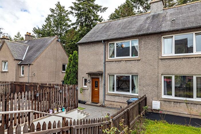 2 Bedroom Semi-Detached House For Sale In Balmoral Avenue, Galashiels, TD1