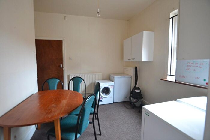 3 Bedroom Semi Detached House To Rent In (Copy Of) Derby Grove, Lenton, Nottingham, NG7