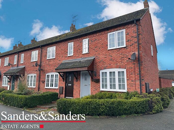 3 Bedroom End Of Terrace House To Rent In Bleachfield Street Alcester, B49