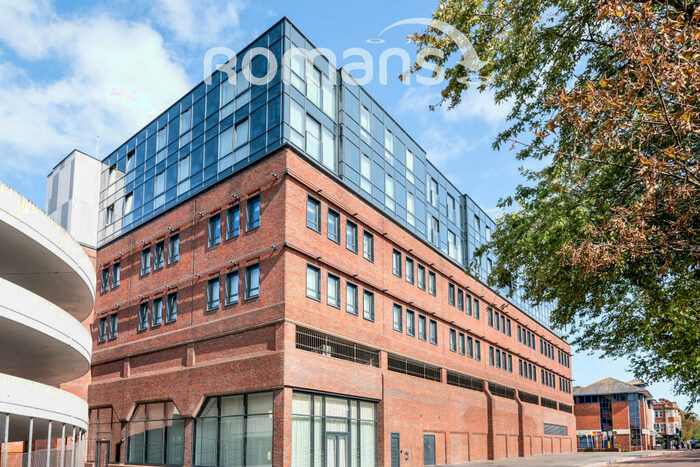 1 Bedroom Apartment To Rent In Pembroke Broadway, GU15