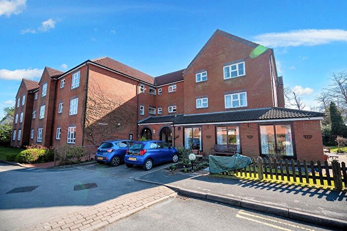 1 Bedroom Property For Sale In The Spinney, Street Lane, Moortown, Leeds, LS17