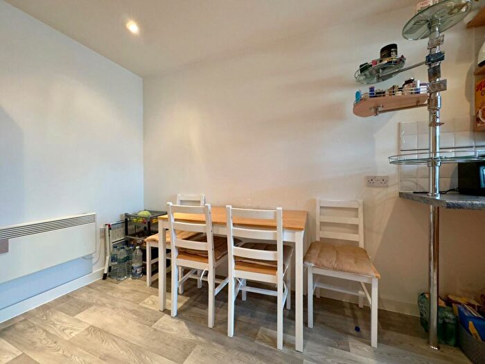 2 Bedroom Apartment To Rent In Ogden Park, Bracknell, Berkshire, RG12