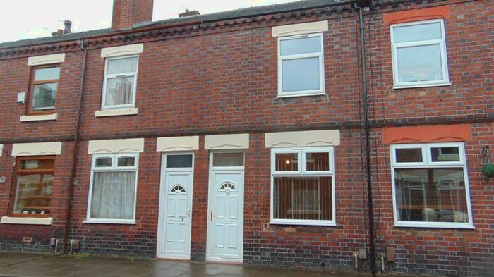 3 Bedroom Terraced House To Rent In Alma Street, Stoke-On-Trent, ST4