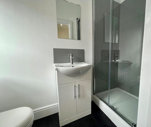 2 Bedroom Flat To Rent In Portland Street, Lincoln, LN5