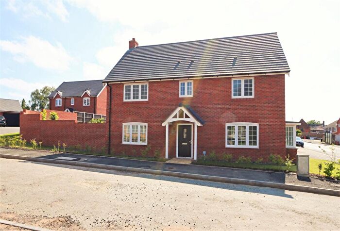 4 Bedroom Detached House To Rent In Main Street, Oakthorpe, DE12