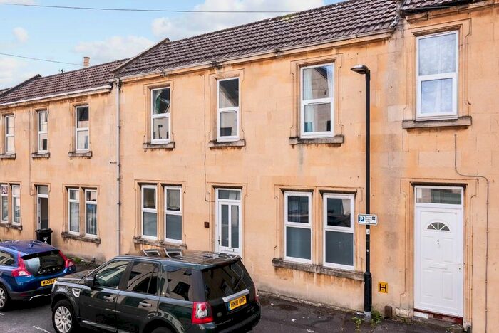 5 Bedroom Terraced House To Rent In Lorne Road, Bath, BA2