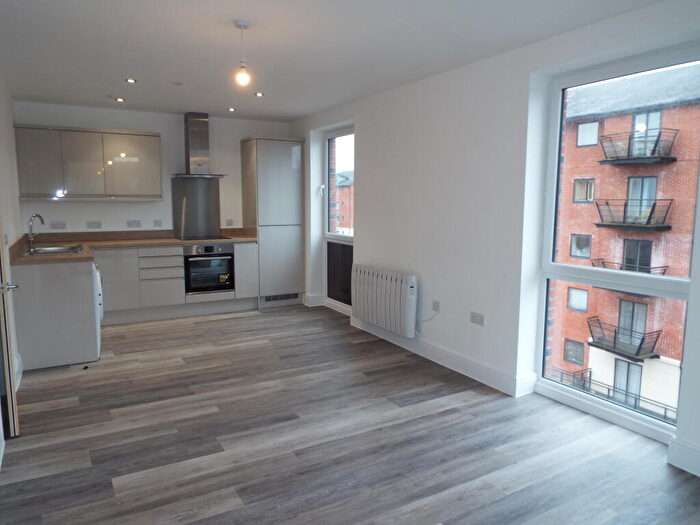 2 Bedroom Apartment To Rent In Schooner Wharf, Cardiff Bay, CF10