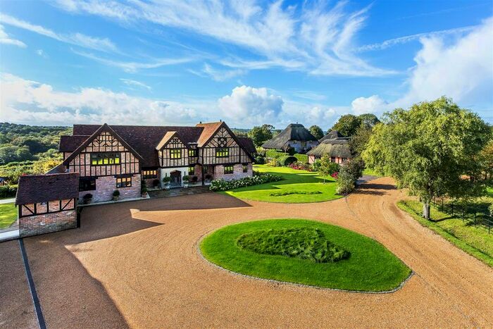 5 Bedroom Property To Rent In Five Ashes Road, Crowborough TN6