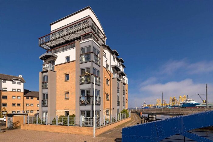 2 Bedroom Flat For Sale In /, Rennie's Isle, The Shore, Edinburgh, EH6