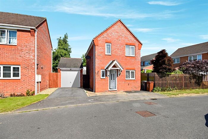 3 Bedroom Detached House To Rent In Denne Close, Corby, NN18