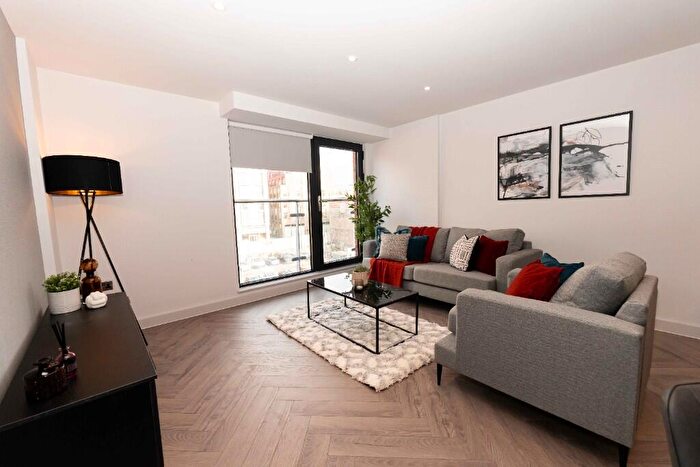 2 Bedroom Apartment To Rent In Duke Street, Liverpool, Merseyside, L1