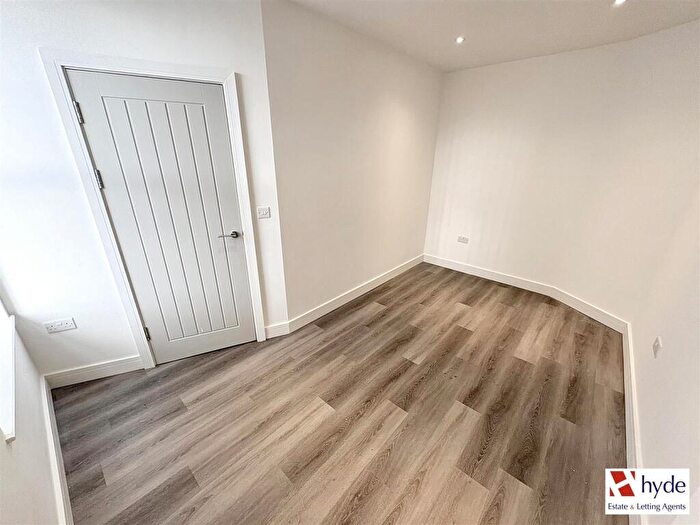 2 Bedroom Apartment To Rent In Parsons Lane, Bury, BL9
