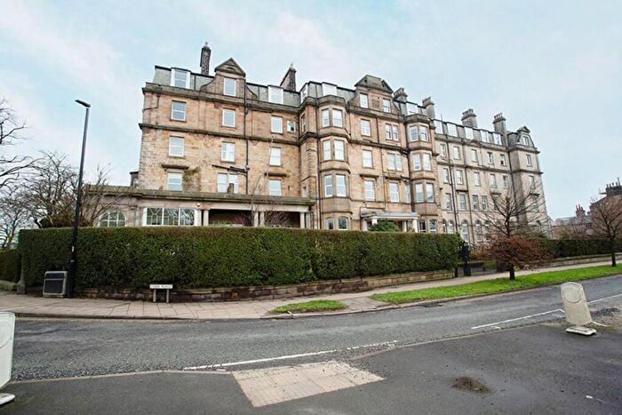 2 Bedroom Flat To Rent In Apartment, York Place, Harrogate, HG1