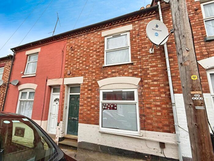 2 Bedroom Terraced House For Sale In Lower Hester Street, Semilong, Northampton, Northamptonshire, NN2