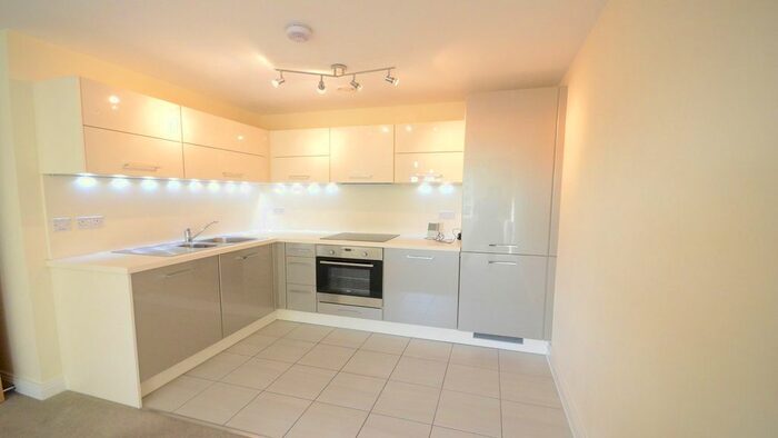2 Bedroom Flat To Rent In Ashville Way, Wokingham, RG41