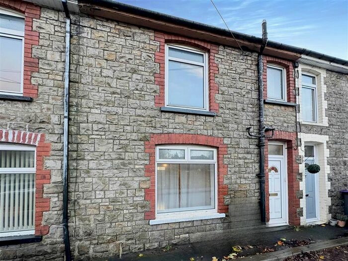 2 Bedroom Property To Rent In Top Road, Garndiffaith, Pontypool, NP4