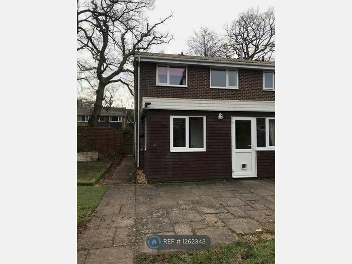 3 Bedroom End Of Terrace House To Rent In Copse End, Fleet GU51
