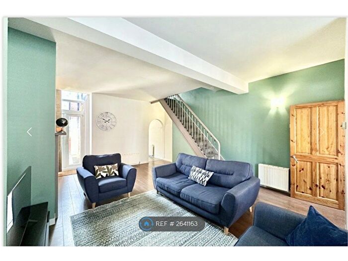 4 Bedroom Terraced House To Rent In Cheddar Street, Manchester, M18