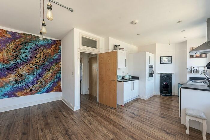 1 Bedroom Flat To Rent In High Street, Rickmansworth, WD3