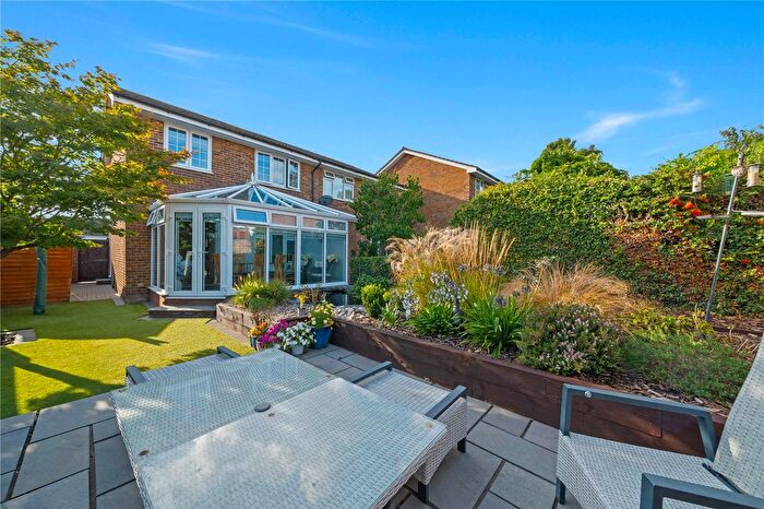 3 Bedroom Semi-detached House For Sale In Grennell Road, Sutton, SM1