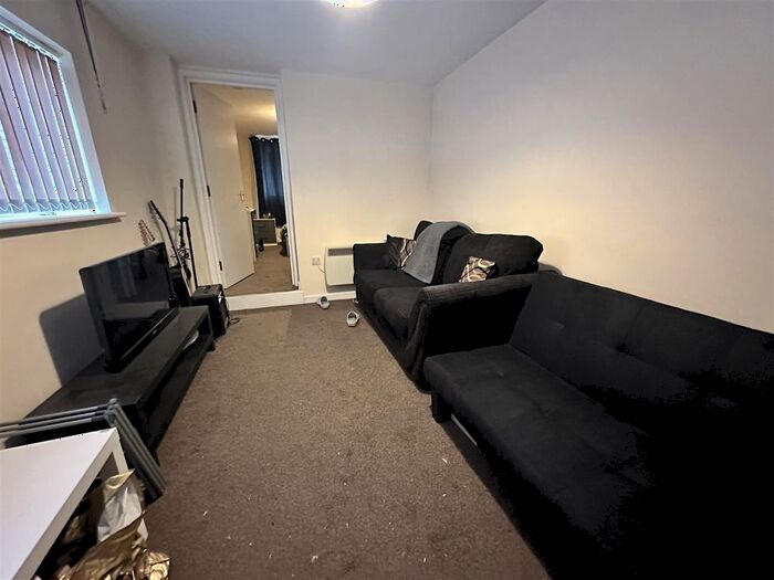 1 Bedroom Flat To Rent In Broad Street, Staple Hill, Bristol, BS16