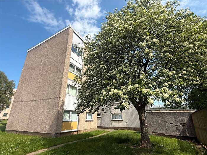 2 Bedroom Flat For Sale In Glen Feshie, St Leonards, East Kilbride, South Lanarkshire, G74