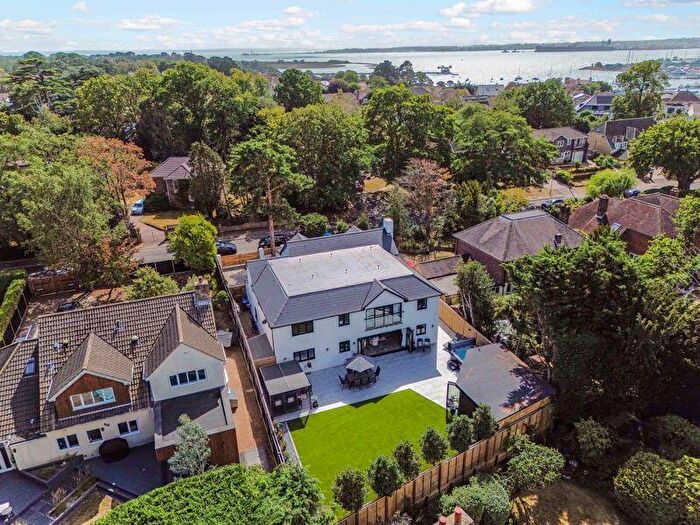 4 Bedroom Detached House For Sale In Crofton Way, Warsash, SO31