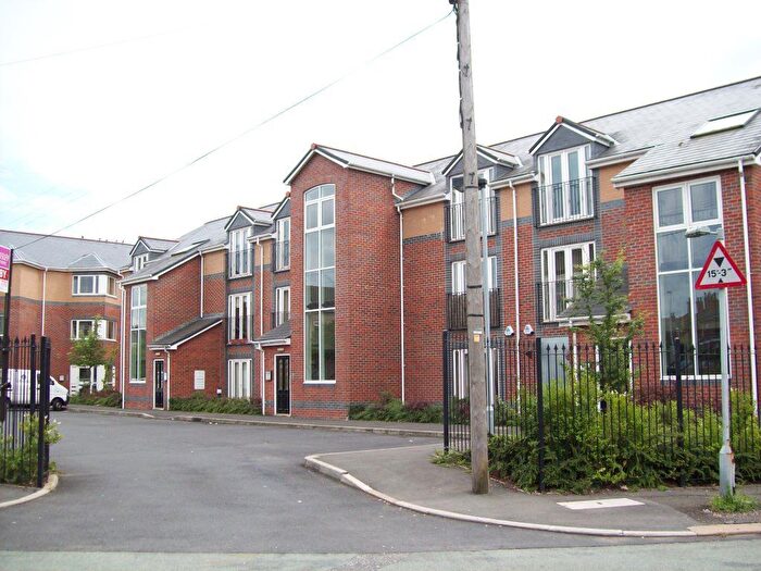 2 Bedroom Flat To Rent In Ainsworth Court, Memorial Rd, Walkden, M28