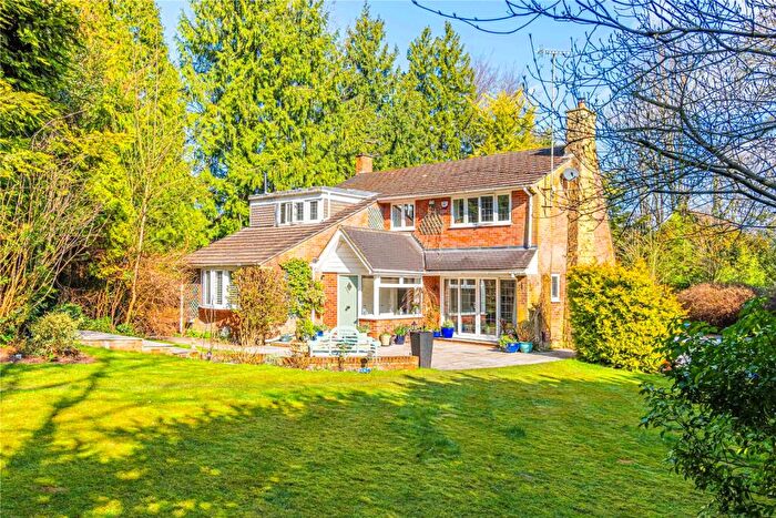 5 Bedroom Detached House For Sale In Copper Beech Close, Felden, Hemel Hempstead, Hertfordshire, HP3