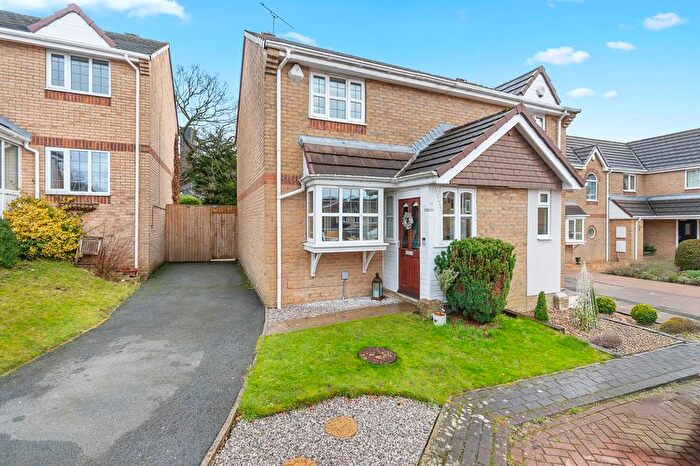 2 Bedroom Semi Detached House For Sale In West Lane, Baildon, BD17