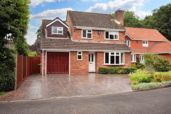 4 Bedroom Detached House For Sale In Tavy Close, Valley Park, Chandler's Ford, ., SO53
