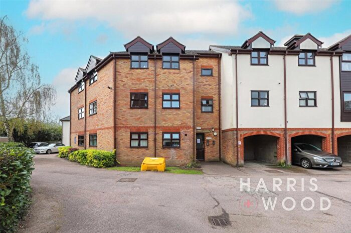 2 Bedroom Apartment To Rent In Templemead, Witham, Essex, CM8