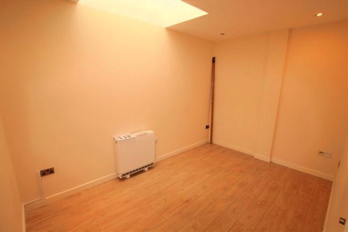 1 Bedroom Flat To Rent In River Soar Living, Western Road, Leicester, LE3