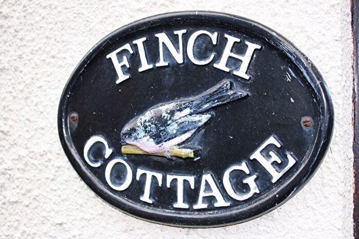 1 Bedroom Cottage For Sale In Old School Court, Honiton, EX14